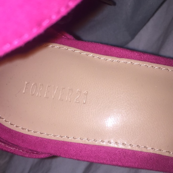 pink heels - Picture 4 of 5